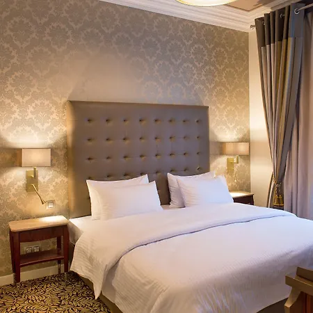 Saint-honore 3* Levallois-Perret
